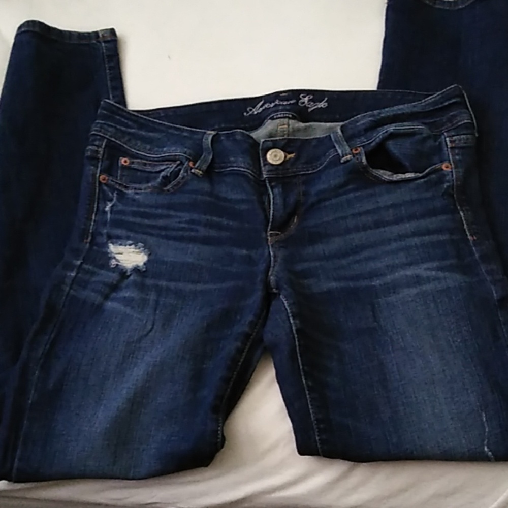 * Donating soon* American Eagle jeans 10